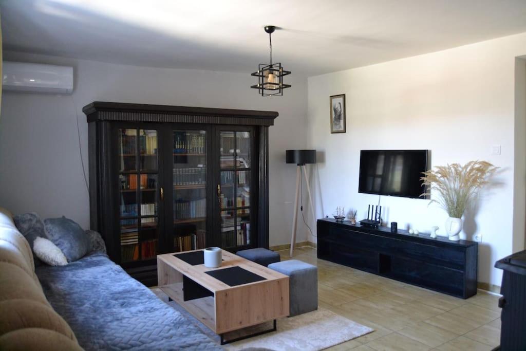 Una Apartment Cetinje Buitenkant foto