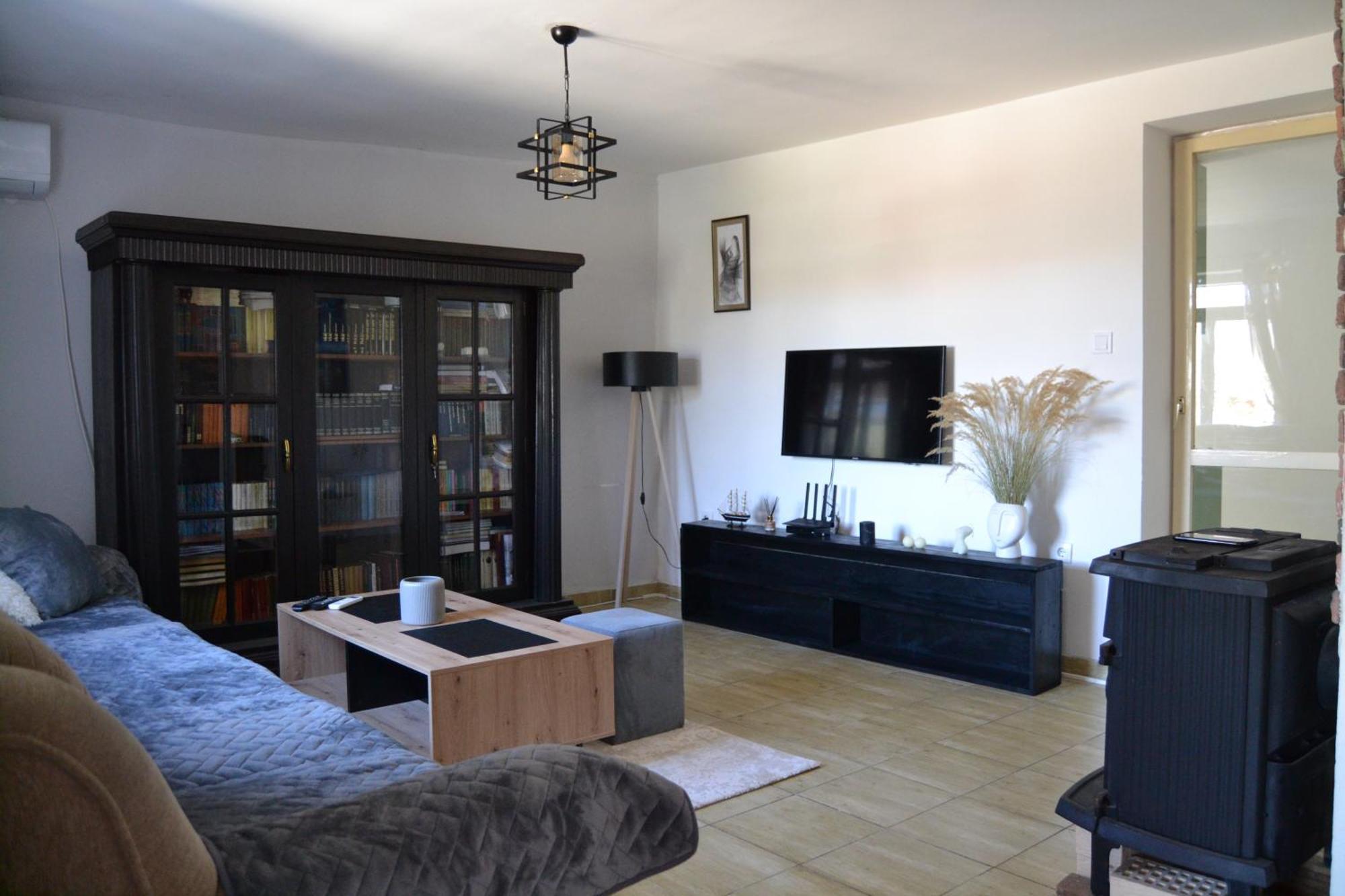 Una Apartment Cetinje Buitenkant foto